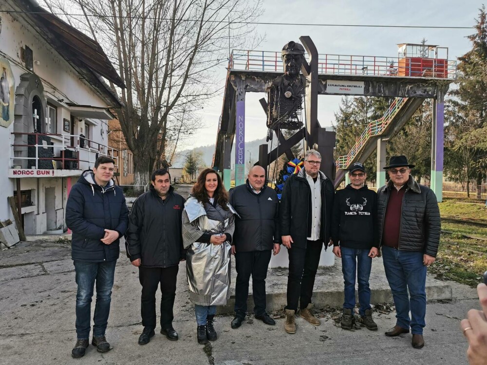 Ce a făcut la Hunedoara europarlamentarul care a comparat România cu „Vestul Sălbatic”. Primele impresii ale politicianului - Imaginea 13