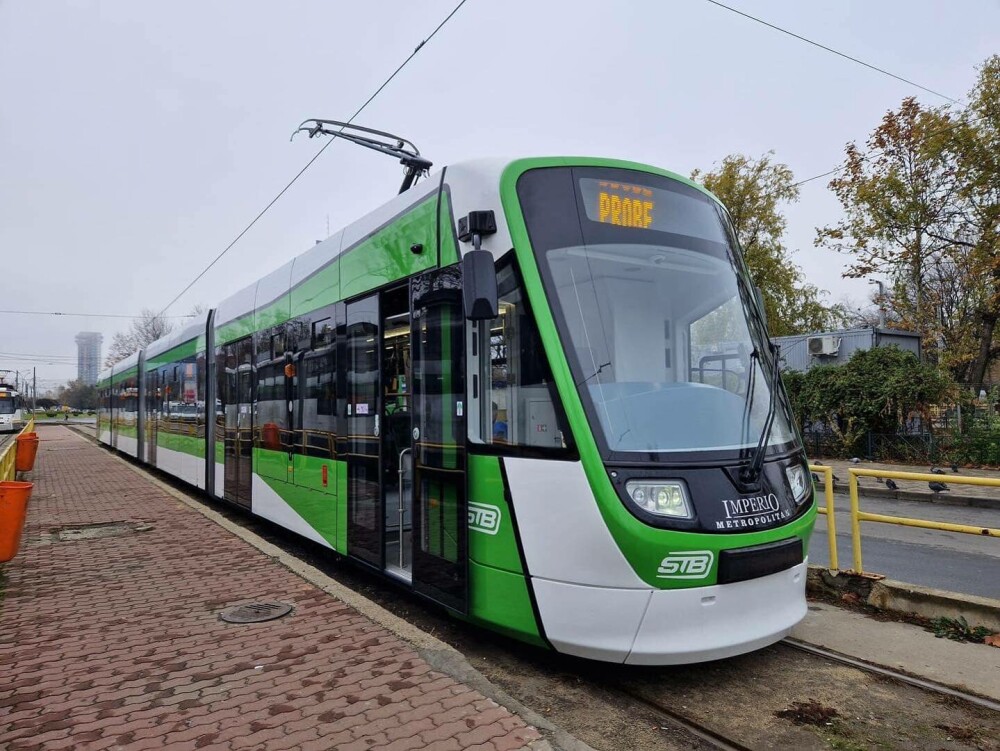 Capitala va avea tramvaie noi. STB a anunțat că vor exista controlori permanenți. GALERIE FOTO - Imaginea 2