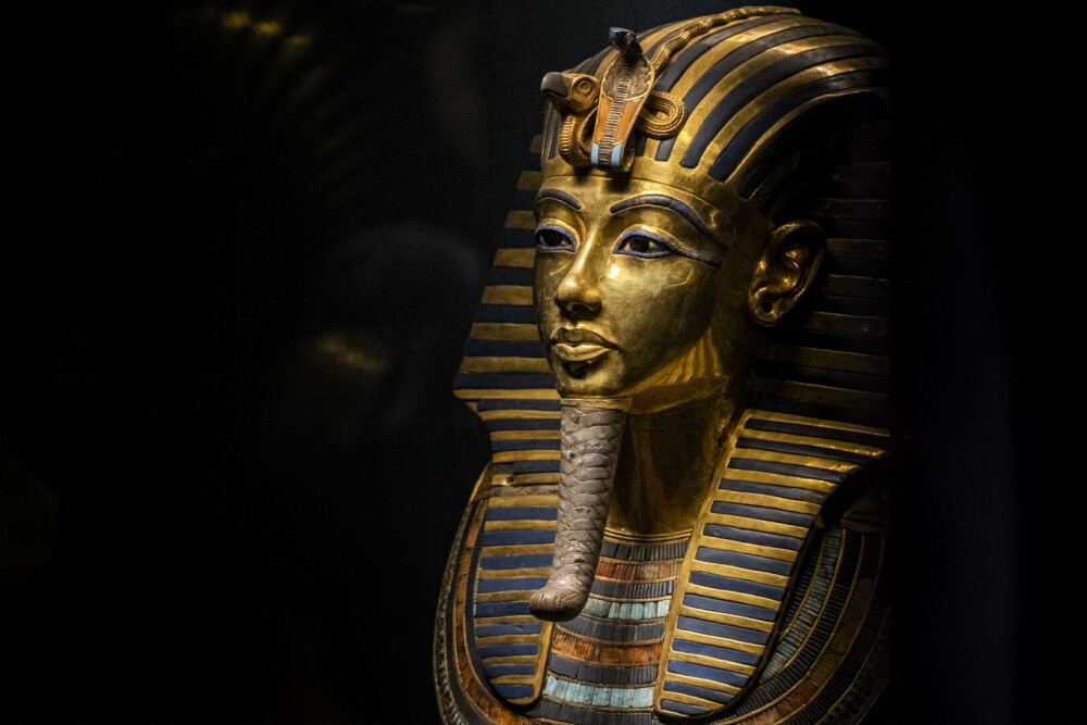 Ce este, de fapt, „blestemul lui Tutankhamon”. Peste 20 de oameni au murit după ce i-au deschis mormântul. GALERIE FOTO - Imaginea 2
