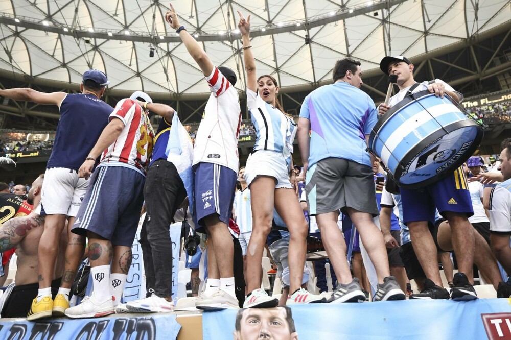 Messi e regele fotbalului! Argentina e noua campioană mondială, după o finală epică împotriva Franței | GALERIE FOTO - Imaginea 2