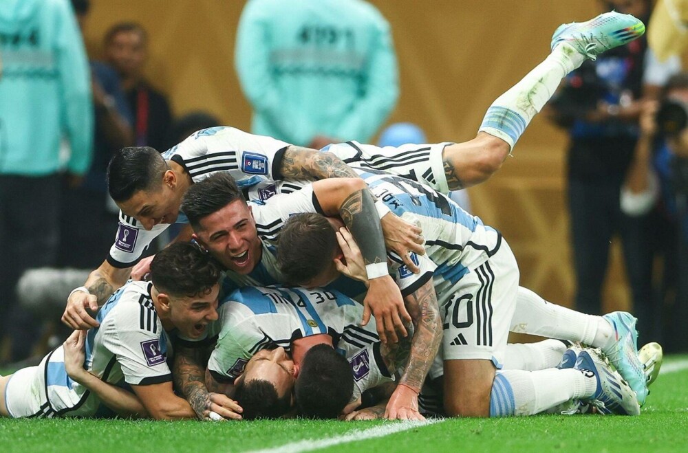 Messi e regele fotbalului! Argentina e noua campioană mondială, după o finală epică împotriva Franței | GALERIE FOTO - Imaginea 11