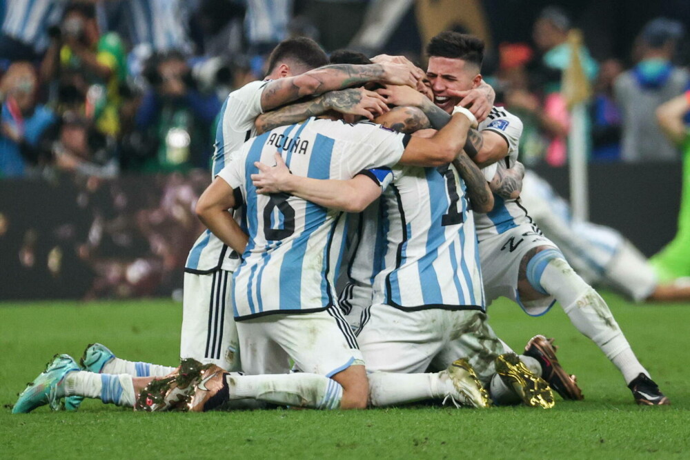 Messi e regele fotbalului! Argentina e noua campioană mondială, după o finală epică împotriva Franței | GALERIE FOTO - Imaginea 16