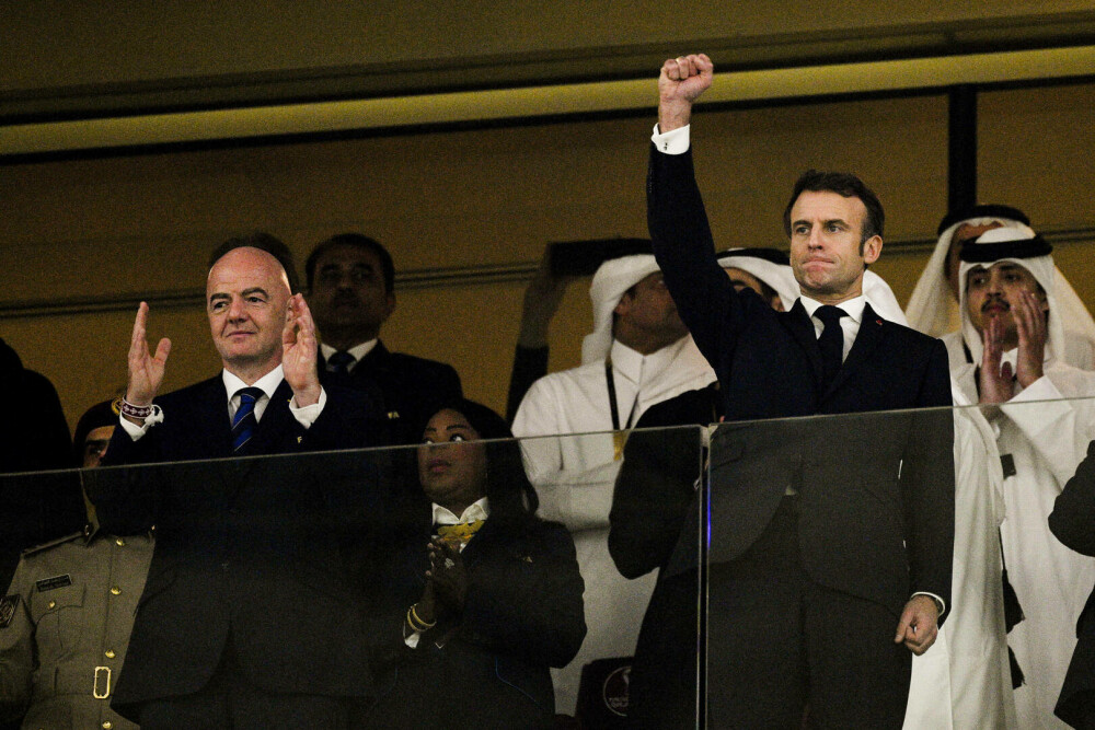 Emmanuel Macron, despre înfrângerea Franței în finala Cupei Mondiale: „Les Bleus ne-au făcut să visăm” | GALERIE FOTO - Imaginea 2