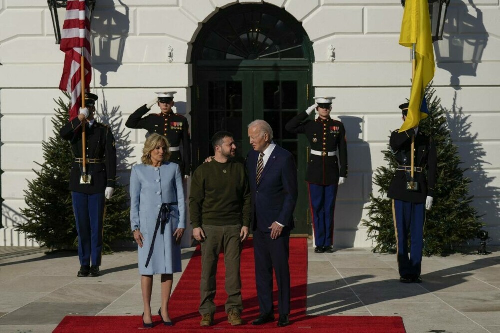 Zelenski s-a întâlnit cu Biden la Casa Albă. Primele imagini cu cei doi lideri - Imaginea 10