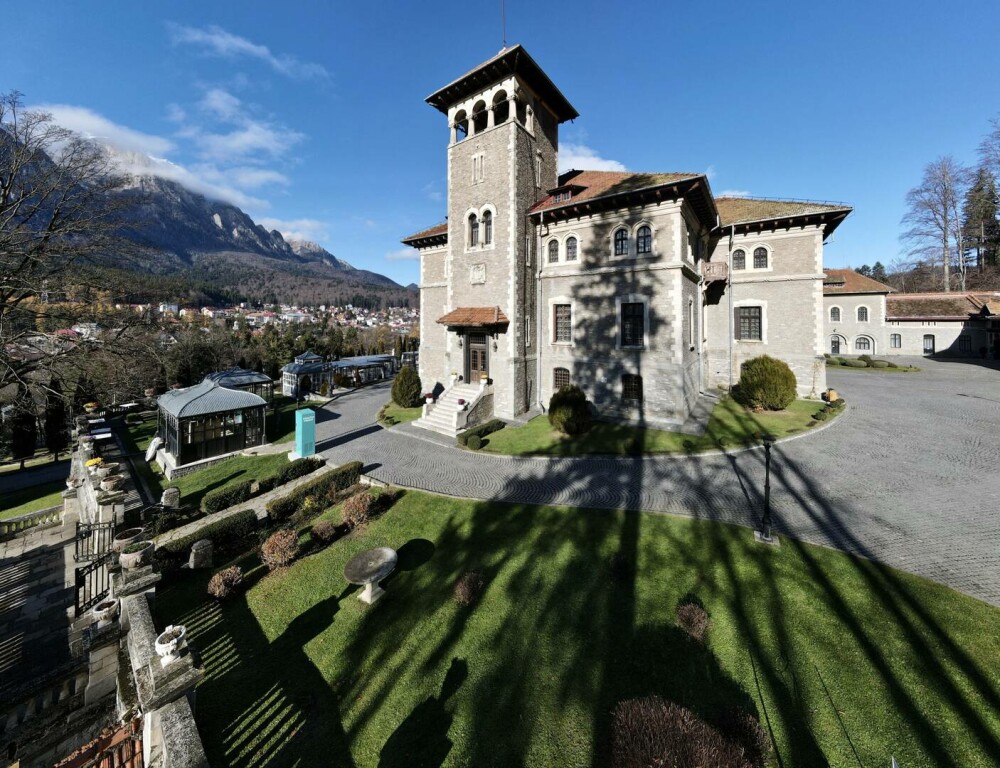 Castelul Cantacuzino din Bușteni a ajuns în presa internațională, după ce a apărut în serialul Wednesday | GALERIE FOTO - Imaginea 9