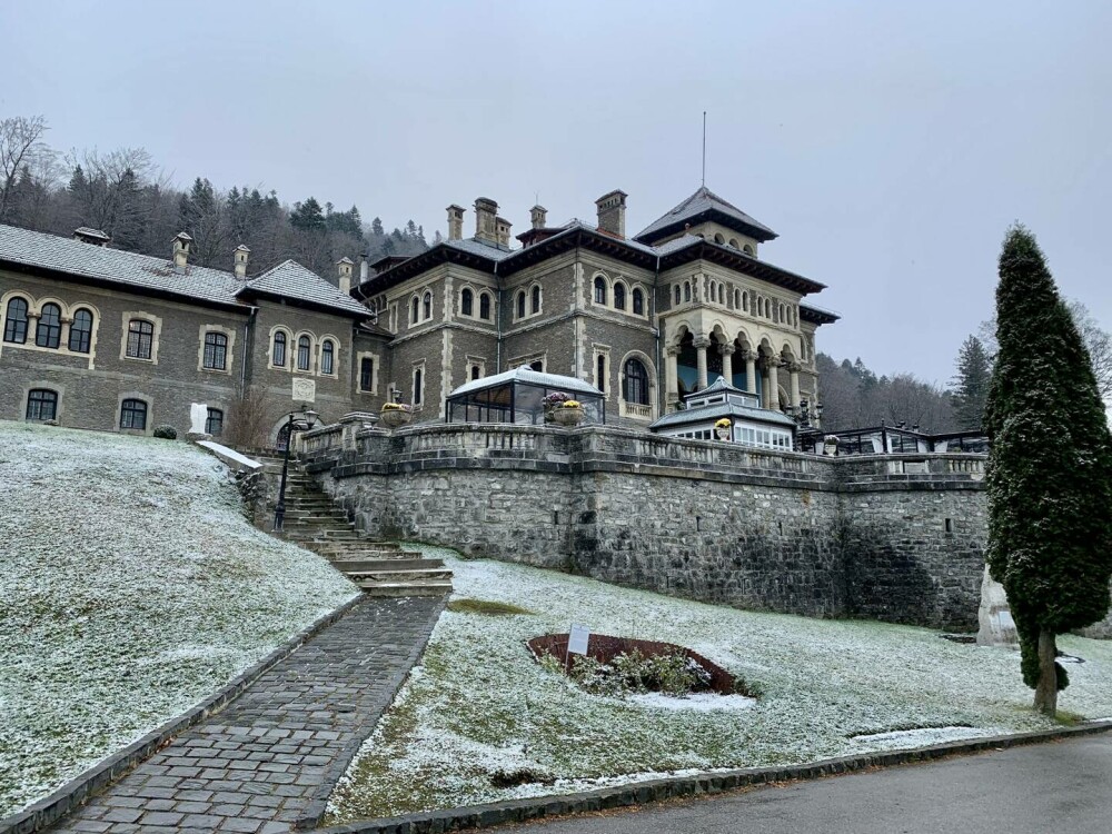 Castelul Cantacuzino din Bușteni a ajuns în presa internațională, după ce a apărut în serialul Wednesday | GALERIE FOTO - Imaginea 10