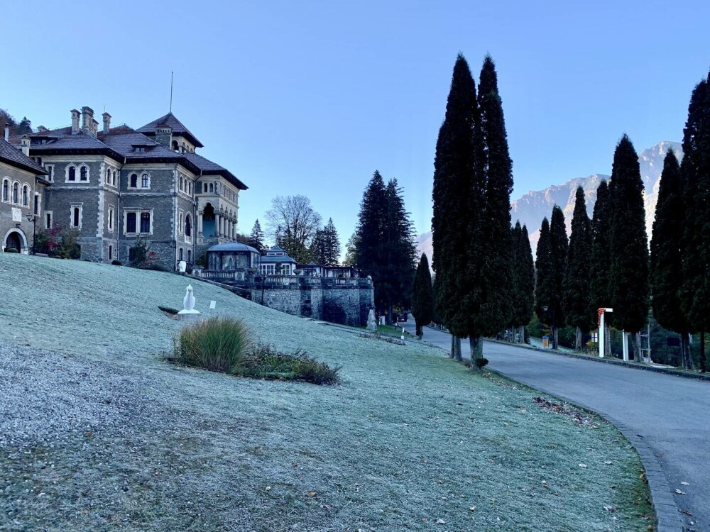 Castelul Cantacuzino din Bușteni a ajuns în presa internațională, după ce a apărut în serialul Wednesday | GALERIE FOTO - Imaginea 16