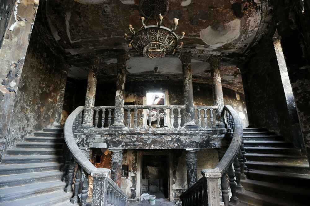 „Dansează pe oasele morților”. Teatrul din Mariupol, redeschis de Rusia în locul masacrului - Imaginea 1