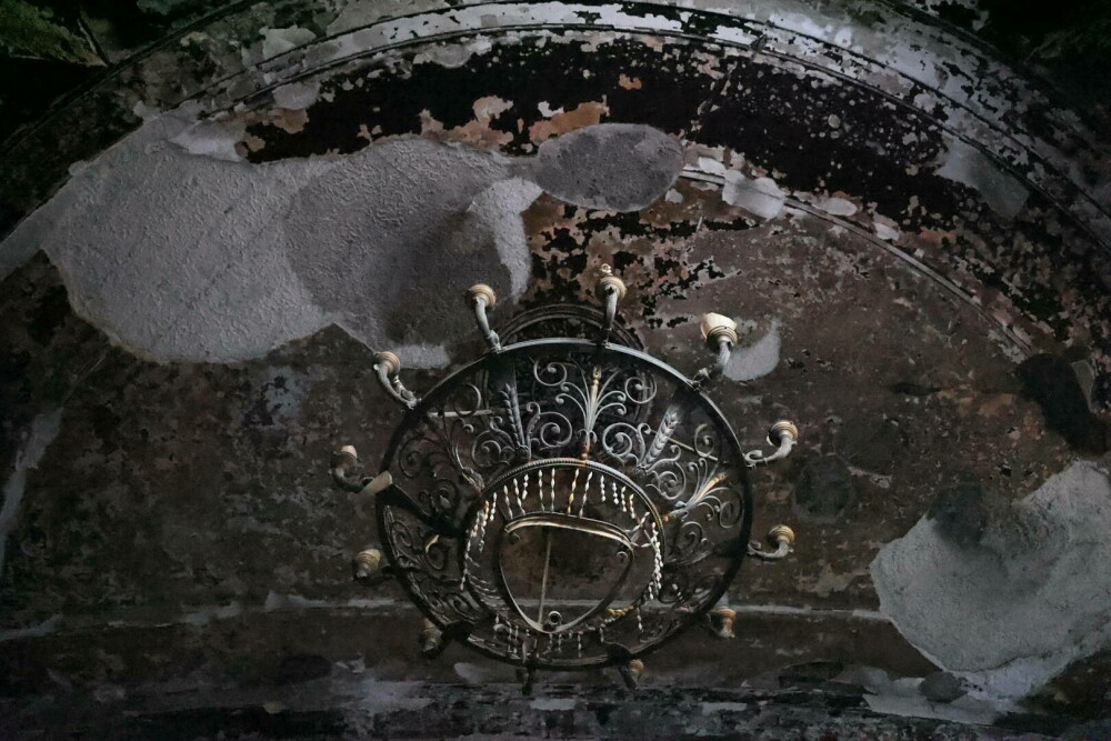 „Dansează pe oasele morților”. Teatrul din Mariupol, redeschis de Rusia în locul masacrului - Imaginea 6