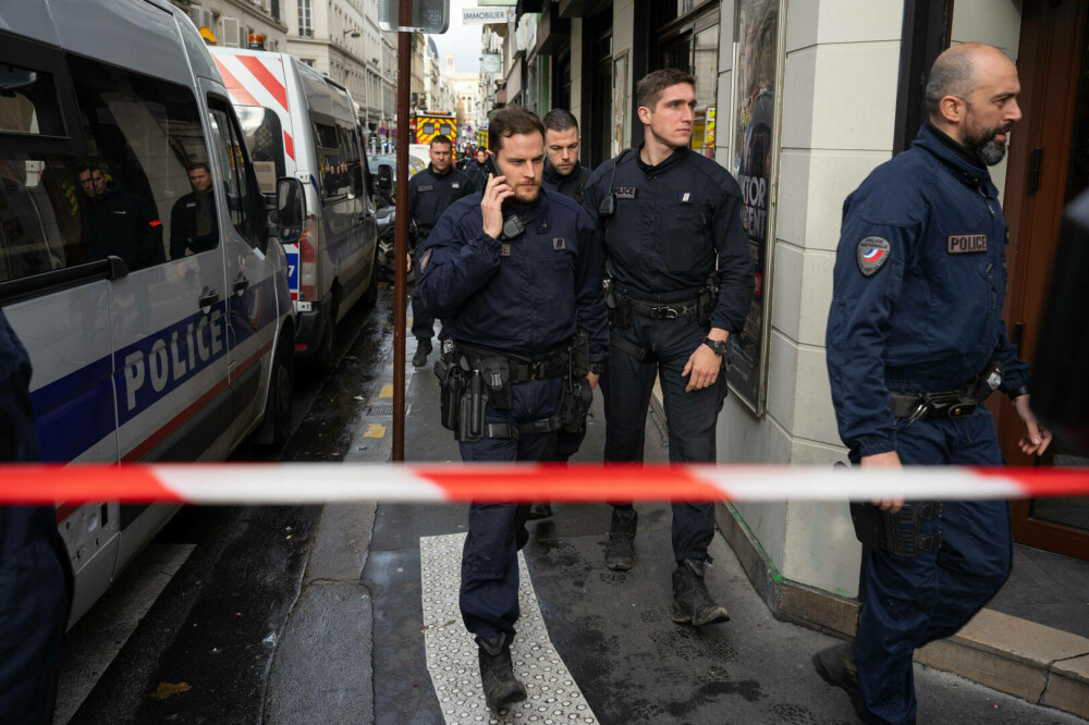 Suspectul atacului armat din Paris a declarat când a fost arestat că a acţionat în acest mod pentru că este „rasist” - Imaginea 3