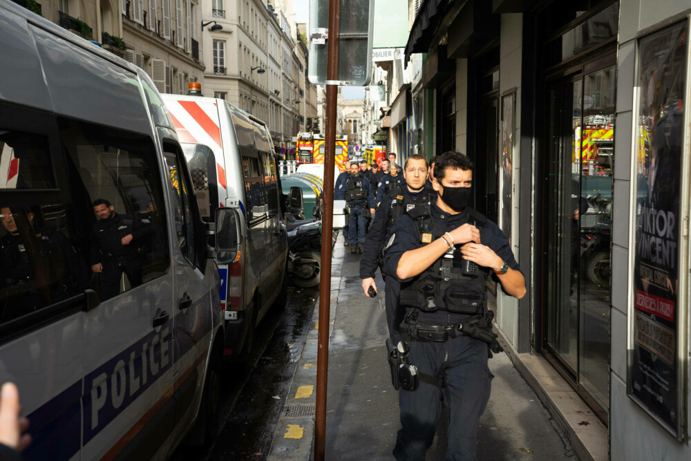 Suspectul atacului armat din Paris a declarat când a fost arestat că a acţionat în acest mod pentru că este „rasist” - Imaginea 5