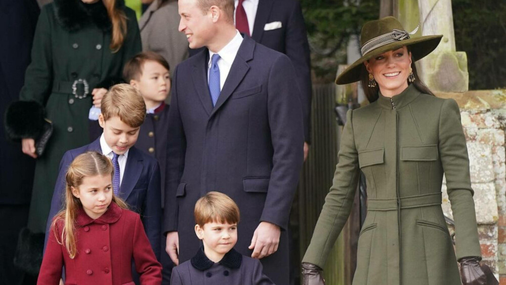 Prințul Louis, cel mai tânăr membru al familiei regale britanice a participat pentru prima dată la slujba de Crăciun | FOTO - Imaginea 1