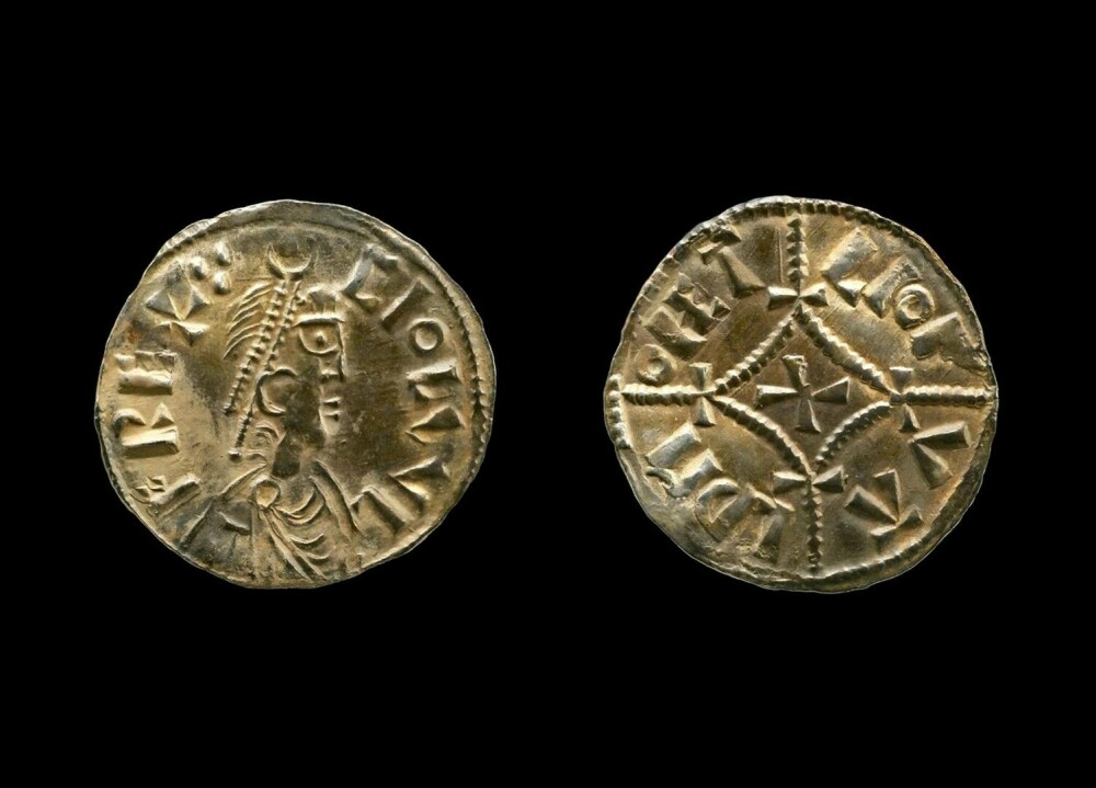 Doi bărbați au găsit o comoară a vikingilor cu detectorul de metale și au păstrat-o. Ce s-a întâmplat după ce s-a aflat - Imaginea 5
