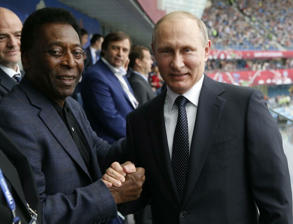 Vladimir Putin a transmis condoleanțe după moartea lui Pele: Voi avea pentru totdeauna cele mai bune amintiri despre el FOTO - Imaginea 1