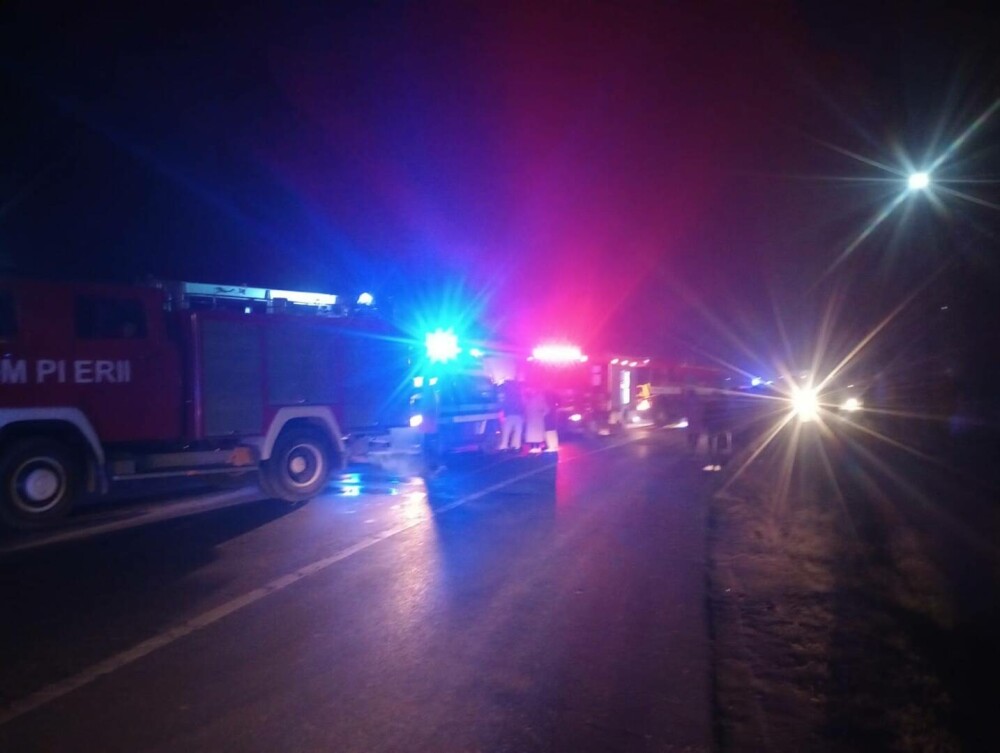 Accident grav între un autobuz și o mașină, în Iași. Șoferul mort glumea pe seama condusului agresiv GALERIE FOTO - Imaginea 6