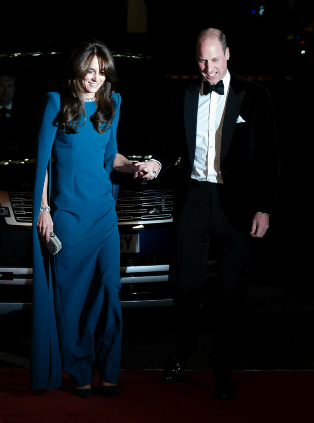 William și Kate au strălucit la Royal Variety Performance 2023. Prințesa de Wales a șocat cu rochia ei albastră | FOTO - Imaginea 4
