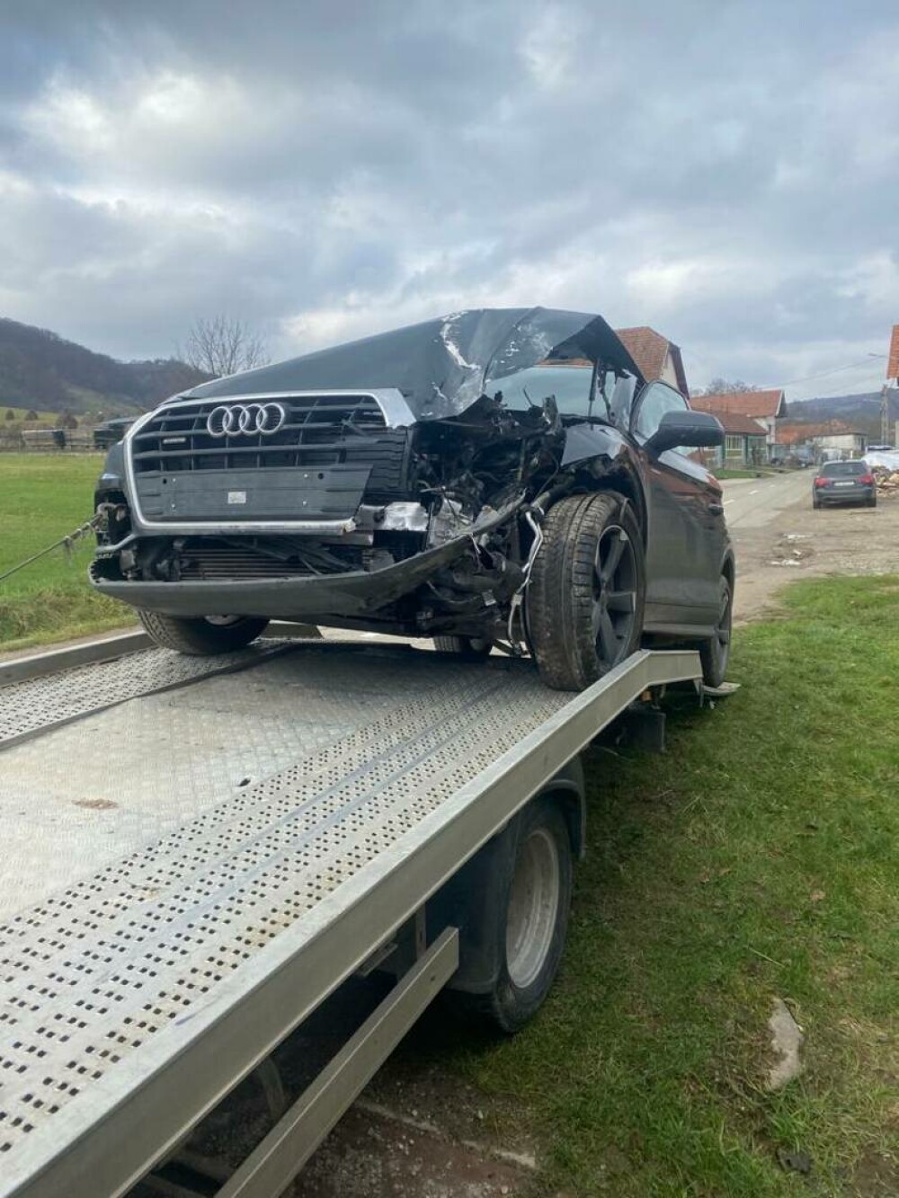 Prima reacție a lui Mircea Bravo după accident. „Mașina este avariată grav” - Imaginea 3