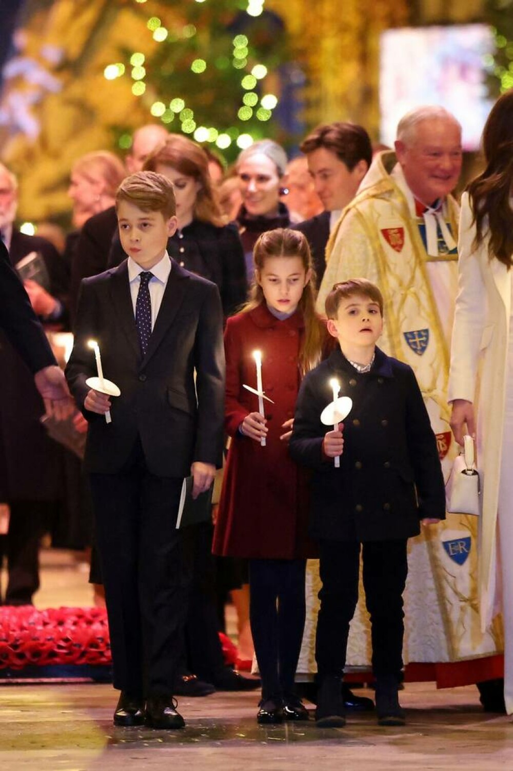 Gestul cu care Prințul Louis a atras toate privirile la concertul anual de colinde al lui Kate Middleton. GALERIE FOTO - Imaginea 10