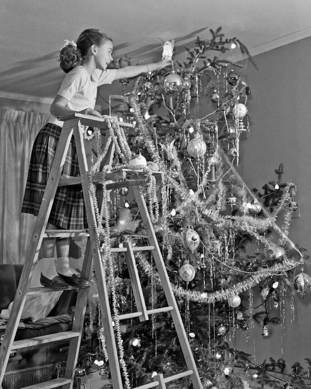 Cum au evoluat decorațiunile bradului de Crăciun în ultimii 100 de ani. GALERIE FOTO - Imaginea 10