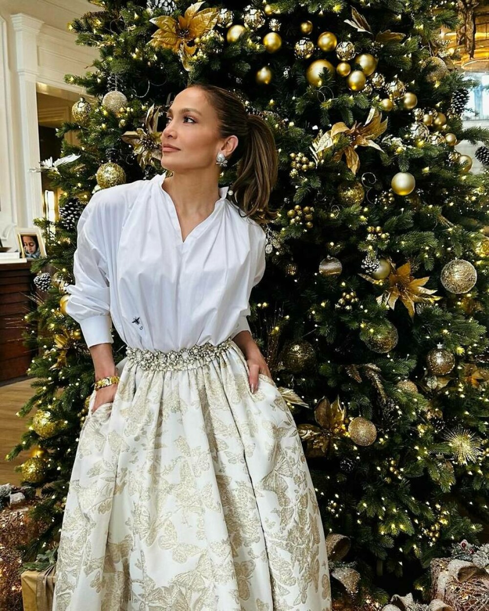Cum arată casa lui Jennifer Lopez decorată de Crăciun. GALERIE FOTO - Imaginea 1