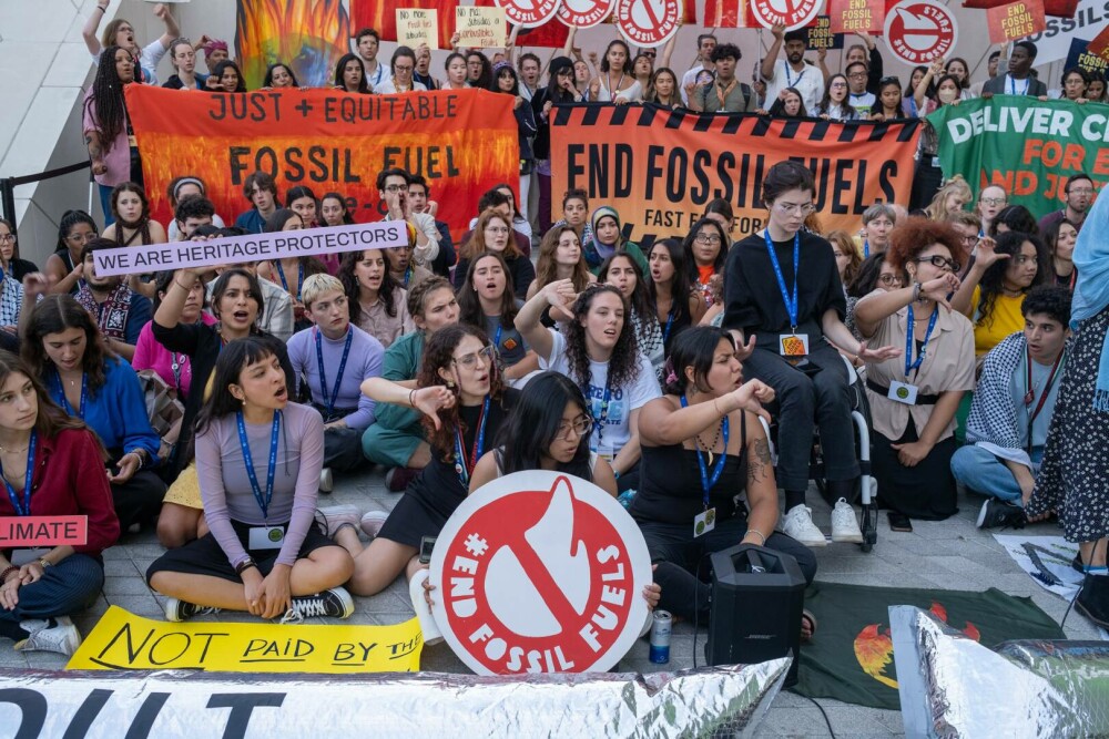 Acord istoric la COP28 Dubai. Țările lumii au decis: „Este începutul sfârşitului energiilor fosile” | GALERIE FOTO - Imaginea 2