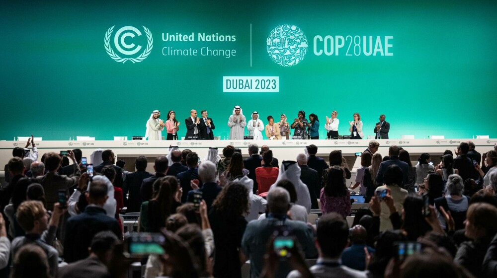 Acord istoric la COP28 Dubai. Țările lumii au decis: „Este începutul sfârşitului energiilor fosile” | GALERIE FOTO - Imaginea 1