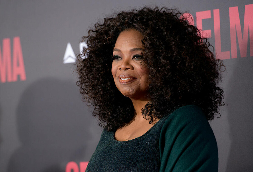Oprah Winfrey a împlinit 70 de ani. Cum a sărbătorit vedeta de televiziune. Momente memorabile din viața ei | FOTO - Imaginea 6
