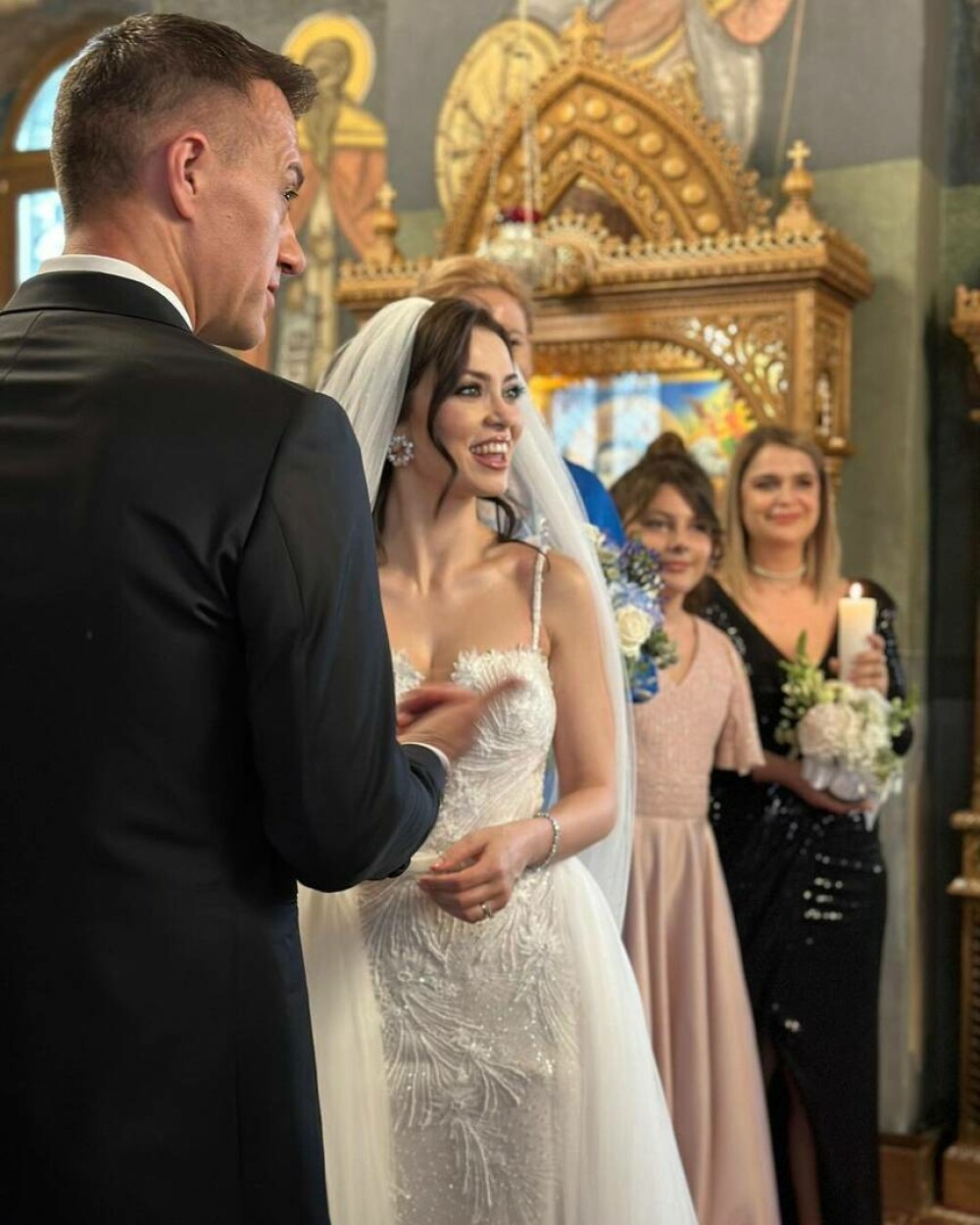 Vedete din România care s-au căsătorit în 2023. Nunțile anului în imagini | GALERIE FOTO - Imaginea 29