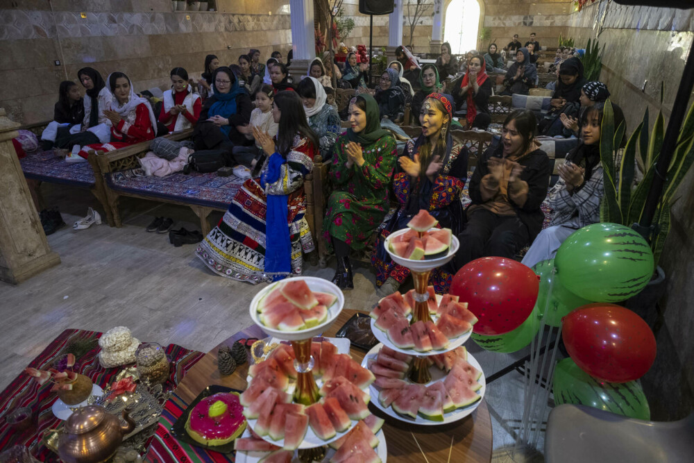 „Aștept această zi de 3 ani”. Nuntă în masă în Afganistan pentru cuplurile care nu au bani pentru o ceremonie tradițională - Imaginea 2