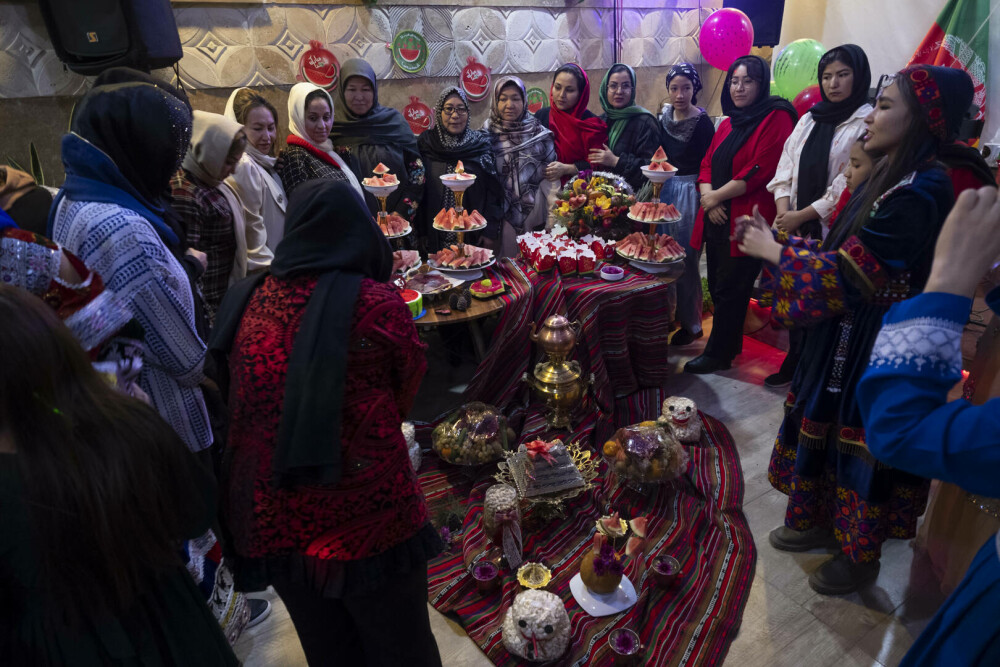 „Aștept această zi de 3 ani”. Nuntă în masă în Afganistan pentru cuplurile care nu au bani pentru o ceremonie tradițională - Imaginea 4