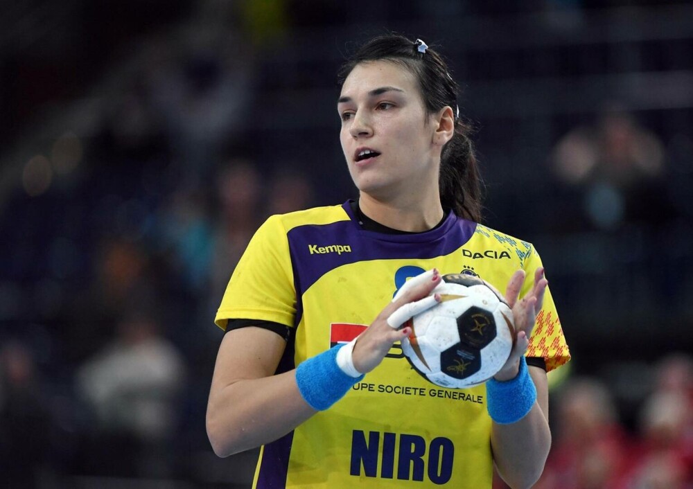 Cristina Neagu, înaintea meciului de retragere: Îmi doresc să ne bucurăm împreună de handbal, va fi o sărbătoare - Imaginea 12