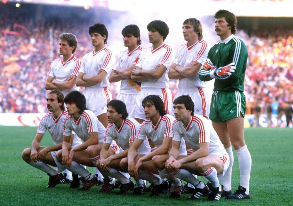 GALERIE FOTO: Helmut Duckadam – „Eroul de la Sevilla”. Imagini de colecție de la câștigarea Champions League 1986 - Imaginea 2