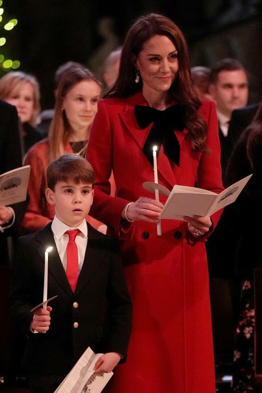 FOTO. Prinţesa Kate a organizat tradiţionalul său concert de colinde de Crăciun, după un an dificil - Imaginea 15