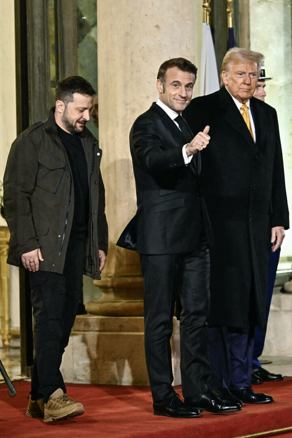 Trump, Zelenski și Macron s-au întâlnit la Paris. Ce a declarat președintele Ucrainei. „Cu toţii ne dorim pacea” - Imaginea 8