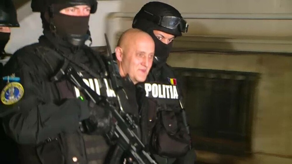 Horațiu Potra, un apropiat al lui Călin Georgescu, reținut de poliție. Venea cu 20 de oameni și mai multe arme spre București - Imaginea 30