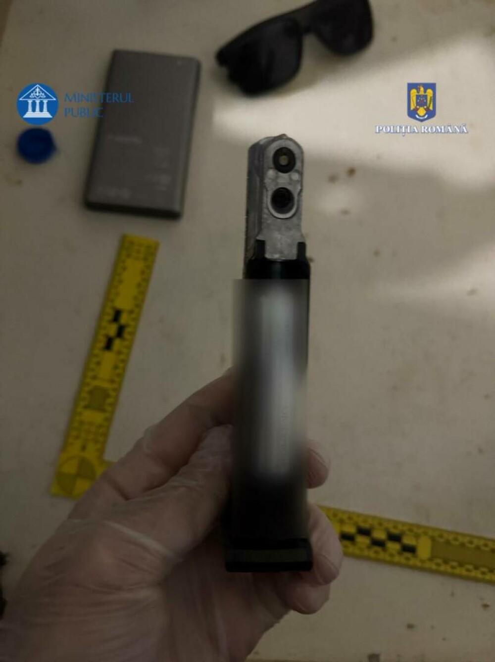 Percheziţii în mai multe judeţe, în dosare privind instigarea publică şi incitarea la violenţă, sau ură, în mediul online - Imaginea 2