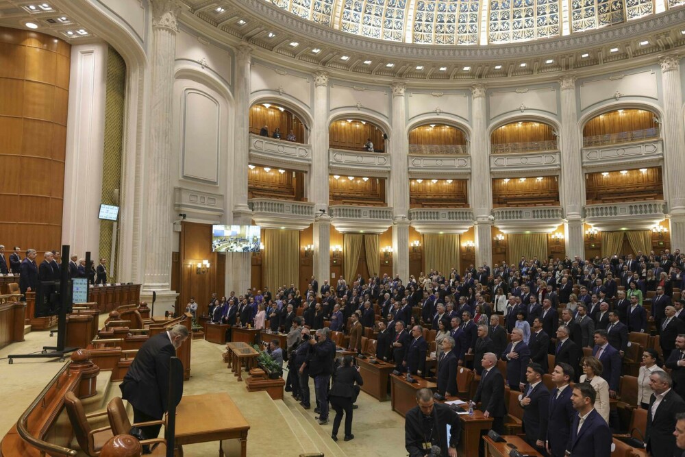 Guvernul Ciolacu a primit votul de încredere al Parlamentului, cu 240 de voturi „pentru”. Lista miniștrilor din noul cabinet - Imaginea 6