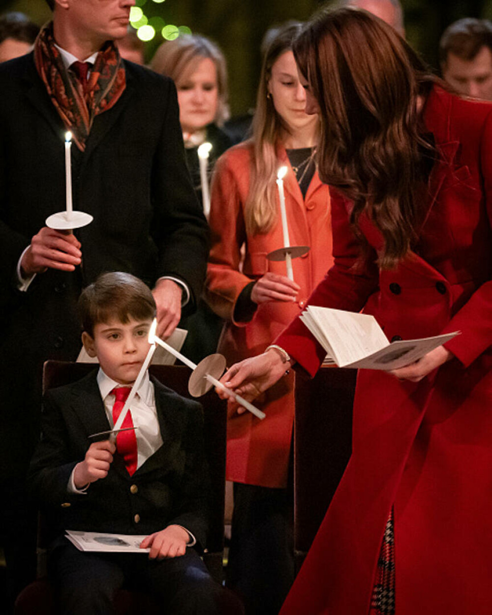 Imagini de la concertul de colinde de la Westminster Abbey, organizat în fiecare an de prinţesa Kate. FOTO & VIDEO - Imaginea 32