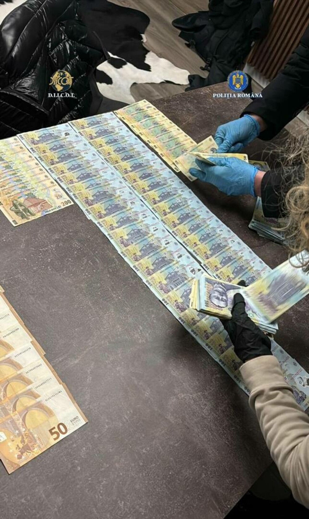 Percheziții de amploare la o rețea de traficanţi care introducea droguri în penitenciare. O avocată, vizată. VIDEO - Imaginea 4