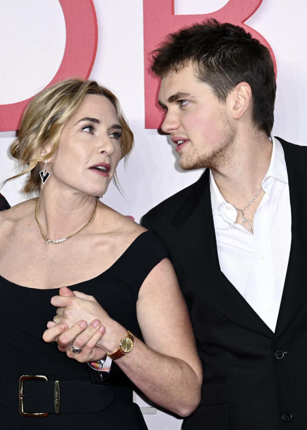 Kate Winslet, la premiera „Goodbye June”, unde și-a celebrat debutul regizoral alături de fiul său. GALERIE FOTO - Imaginea 2