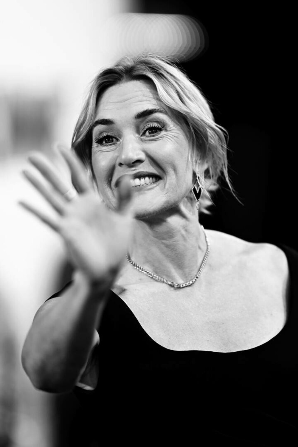 Kate Winslet, la premiera „Goodbye June”, unde și-a celebrat debutul regizoral alături de fiul său. GALERIE FOTO - Imaginea 8