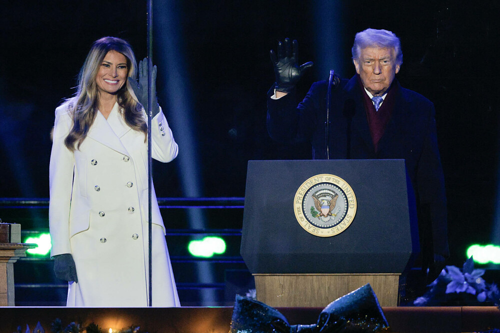 Melania Trump, apariție plină de eleganță la tragerea la sorți pentru CM 2026. Imaginile care au surprins publicul. FOTO - Imaginea 1
