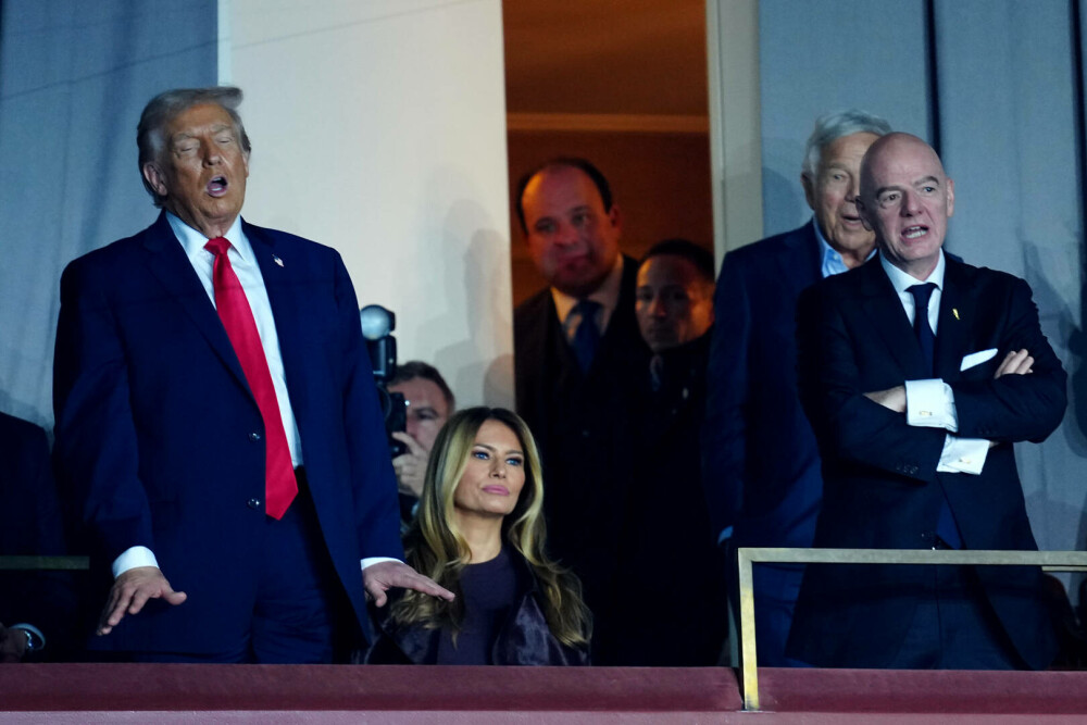 Melania Trump, apariție plină de eleganță la tragerea la sorți pentru CM 2026. Imaginile care au surprins publicul. FOTO - Imaginea 18