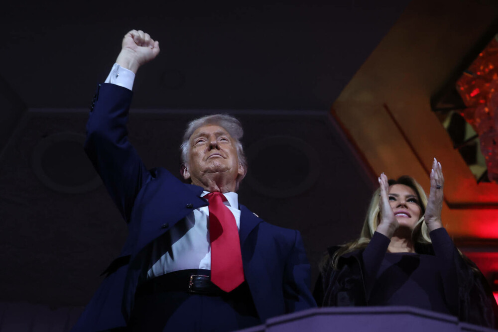 Melania Trump, apariție plină de eleganță la tragerea la sorți pentru CM 2026. Imaginile care au surprins publicul. FOTO - Imaginea 28