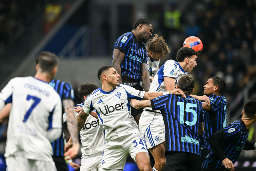 Inter Milano a învins cu 4-0 Como, pe teren propriu. Presa italiană: „Chivu, singur în frunte, pentru o noapte” - Imaginea 4