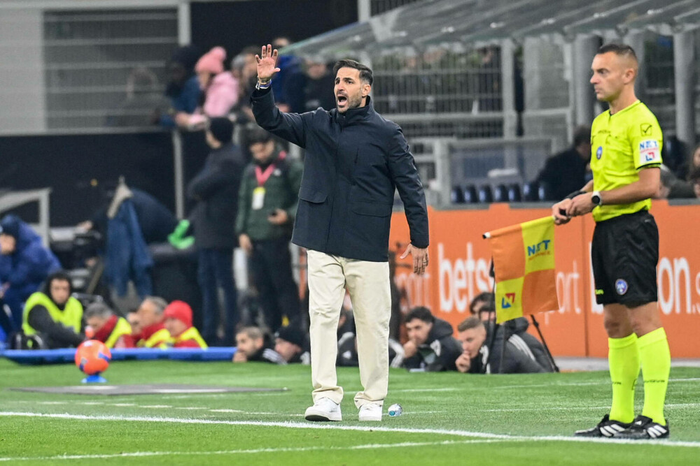 Inter Milano a învins cu 4-0 Como, pe teren propriu. Presa italiană: „Chivu, singur în frunte, pentru o noapte” - Imaginea 14