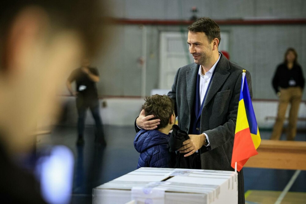 Alegeri locale 2025. Cătălin Drulă: Am votat cu încredere şi optimism pentru un nou început pentru Bucureşti | FOTO - Imaginea 6
