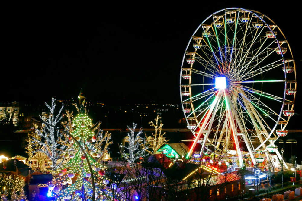 O mică țară europeană, mai puțin vizitată, renumită pentru târgurile magice de Crăciun. Transportul public este gratuit - Imaginea 4