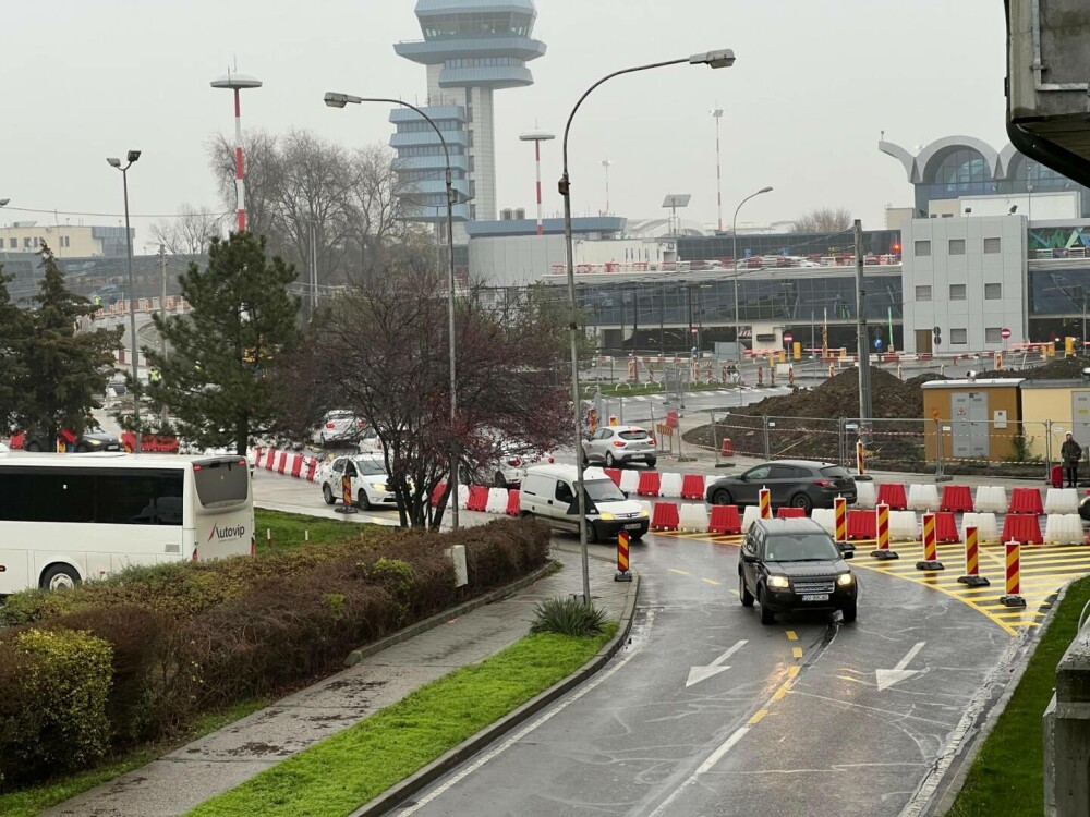 CNAB: Fluxurile auto din fața Aeroportului Otopeni, reconfigurate temporar din cauza lucrărilor la viitoarea stație de metrou - Imaginea 4