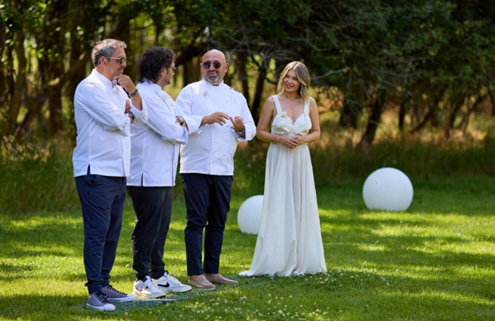 Gina Pistol împlinește 45 de ani. Imagini cu momente din cariera și viața ei | FOTO - Imaginea 11